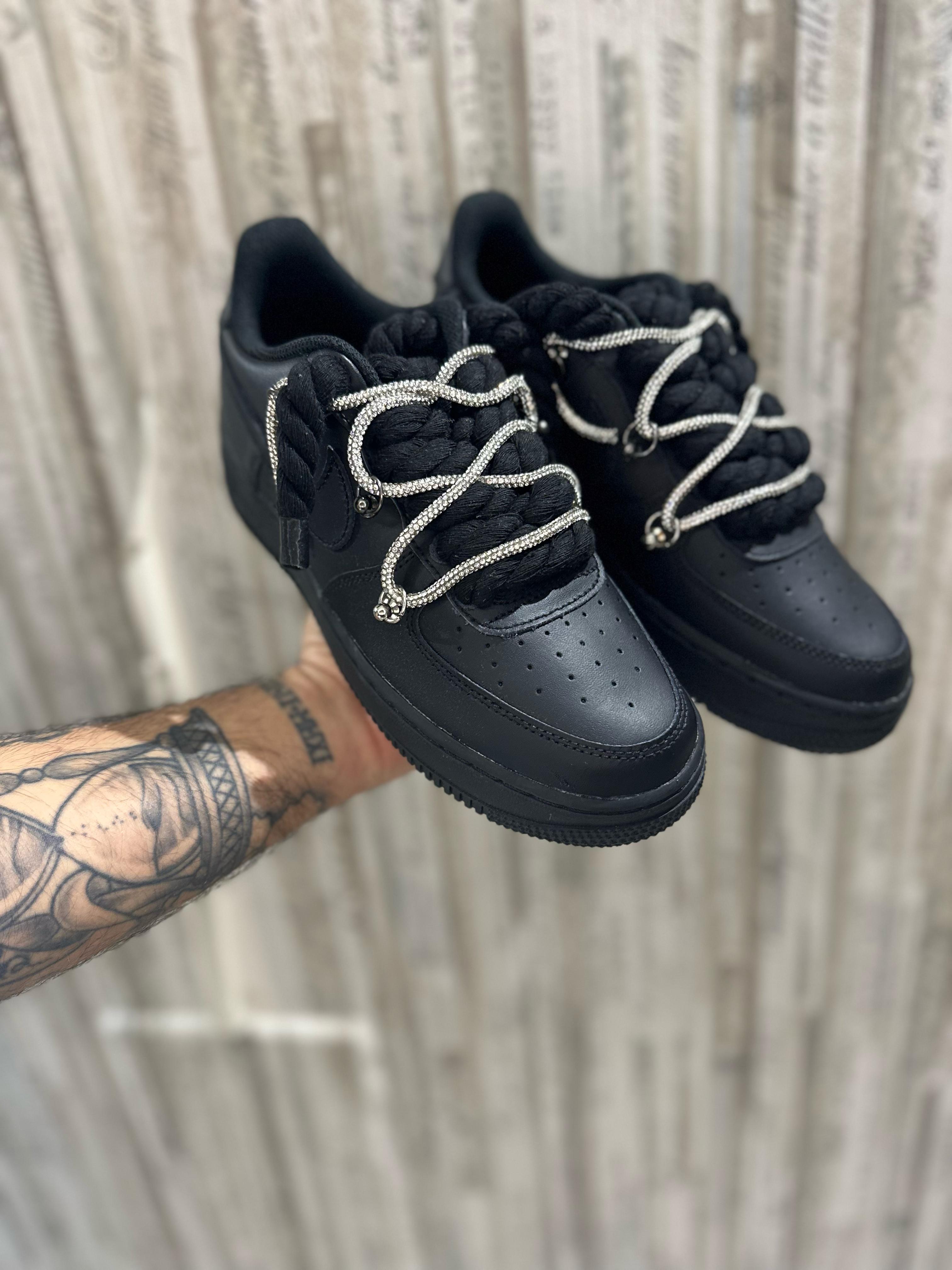 NIKE AIR FORCE 1 Custom xOffwhite Nera