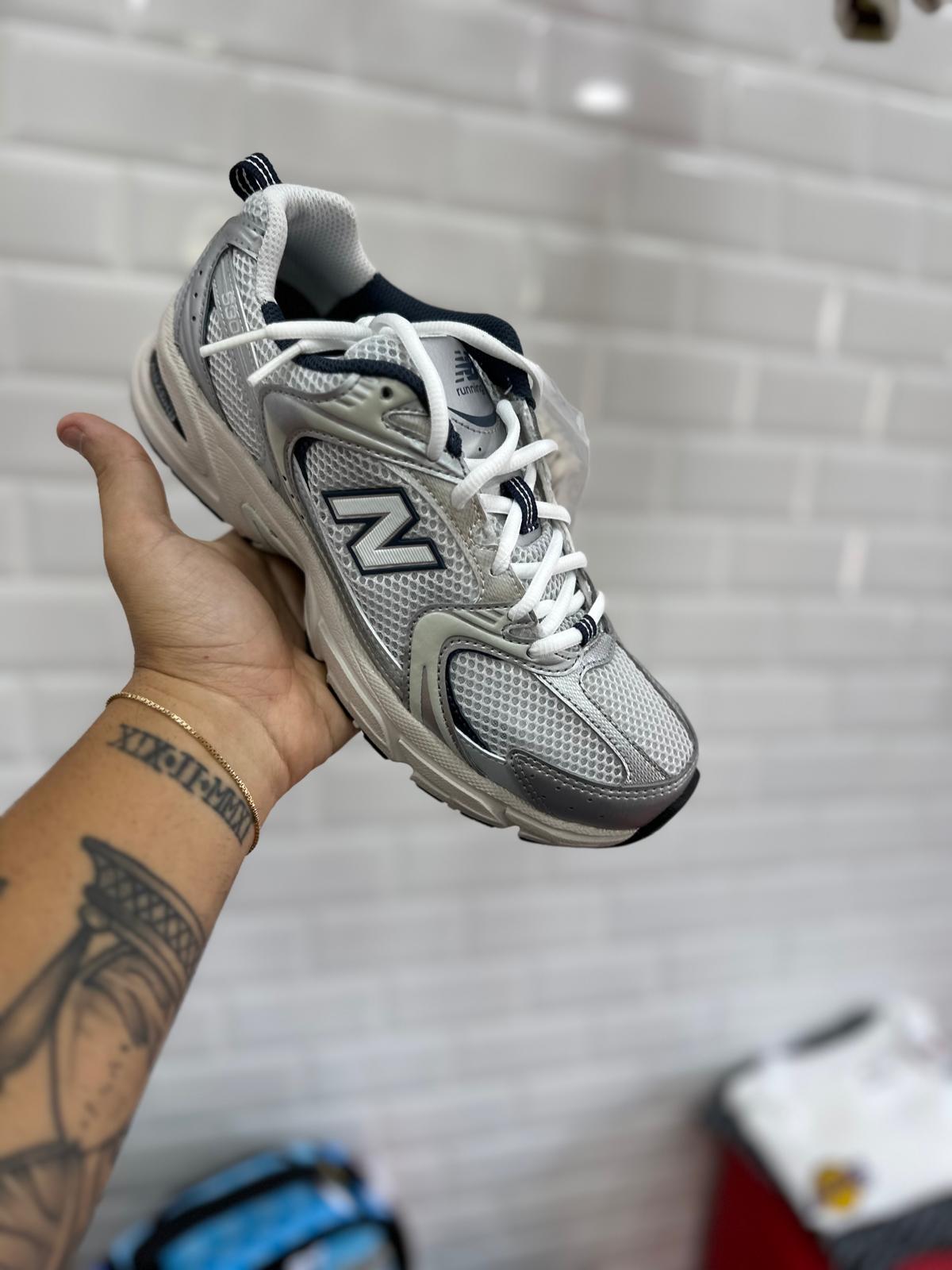 NEW BALANCE 530