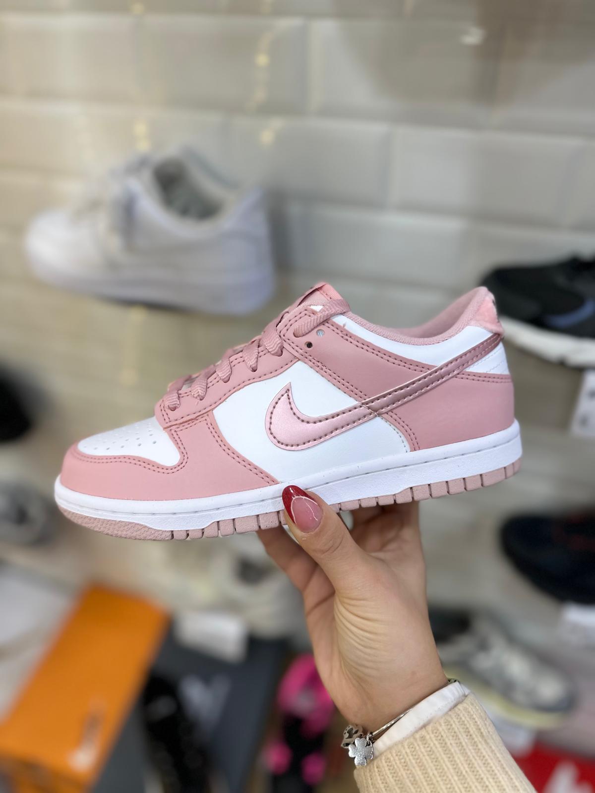 Nike dunk low