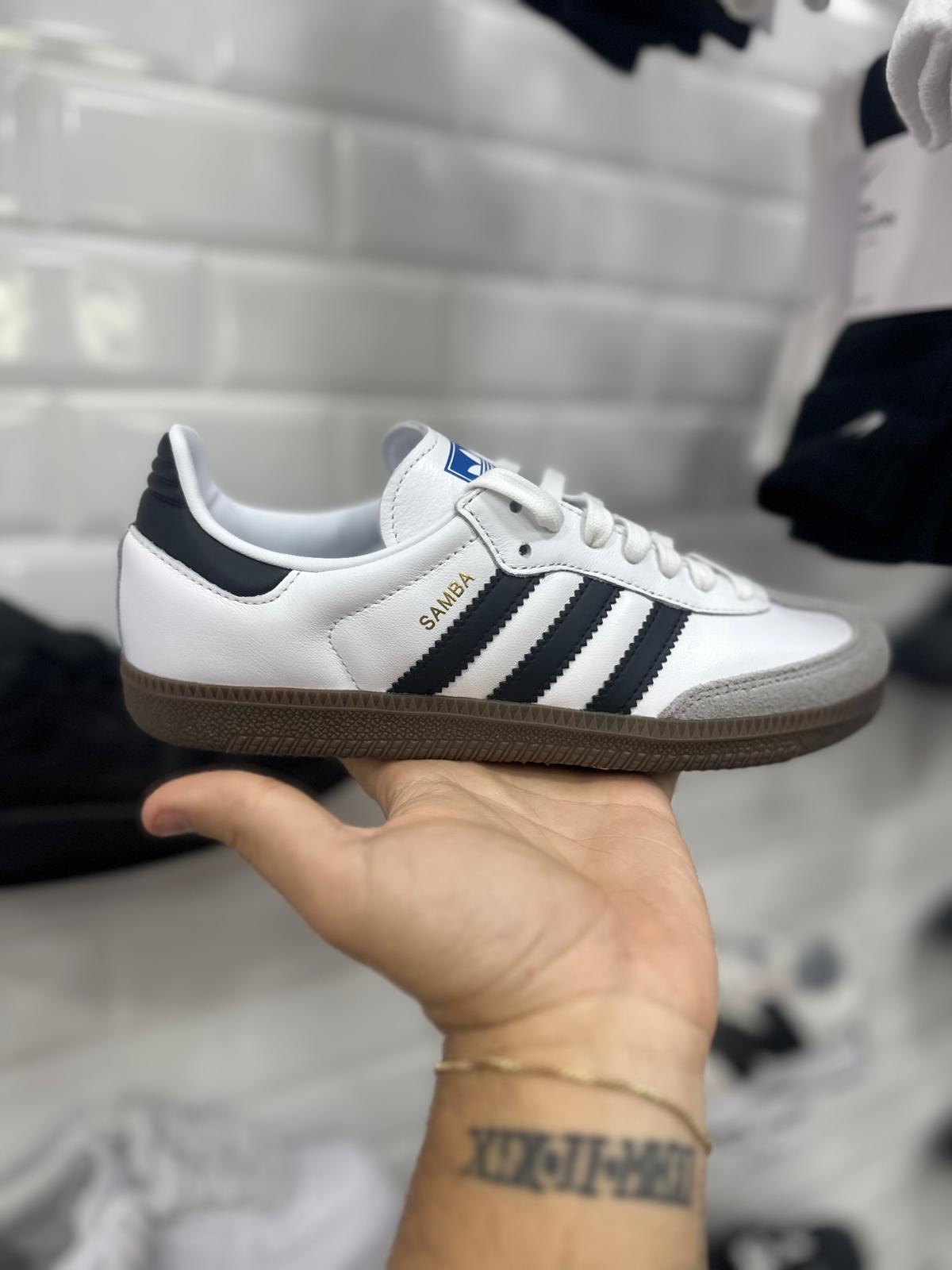 ADIDAS SAMBA