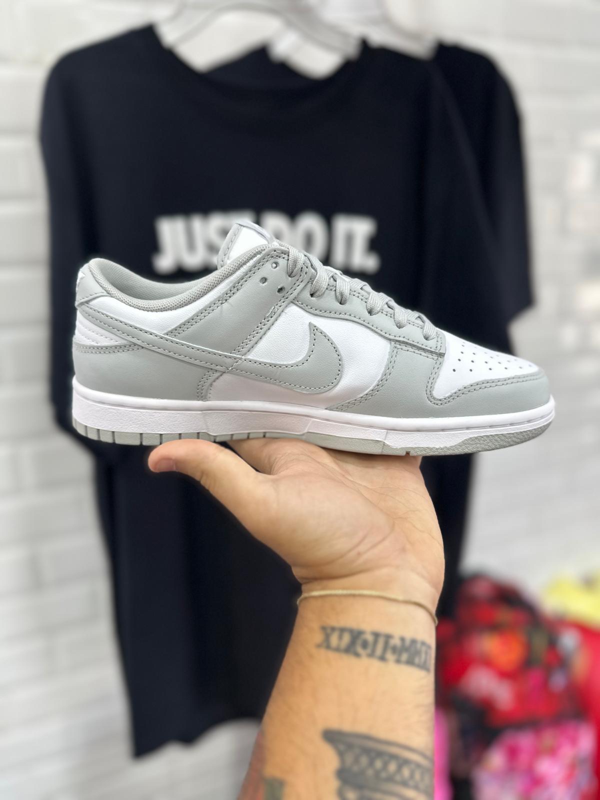 NIKE DUNK PANDA GREY